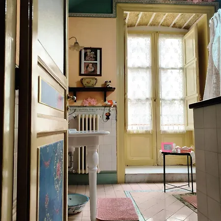 Vittorio Emanuele Di Prinzi Couette-café 4*